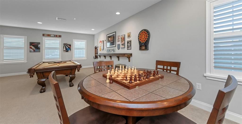 For Sale: $1,235,000 (5 beds, 4 baths, 4586 Square Feet)
