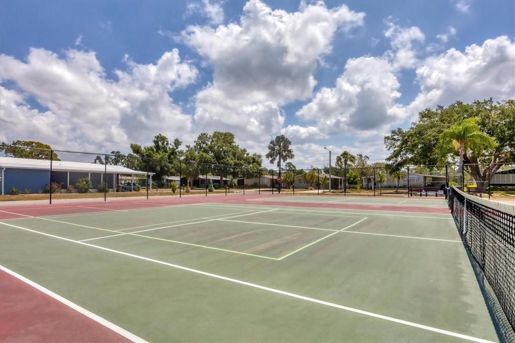 For Sale: $152,000 (2 beds, 2 baths, 1144 Square Feet)