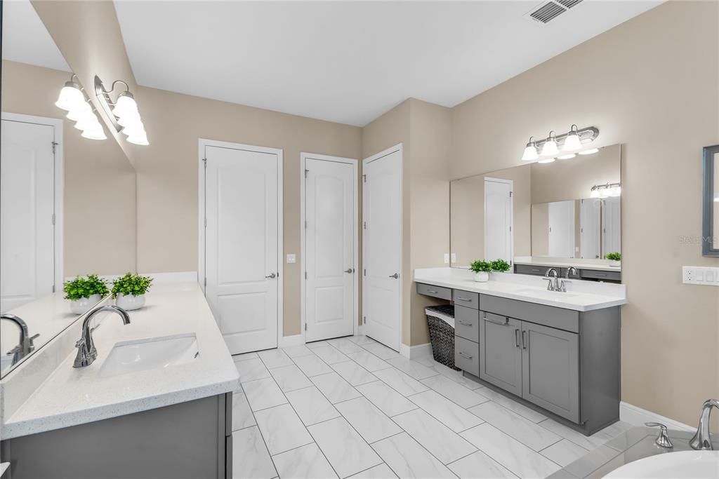 For Sale: $1,549,000 (4 beds, 3 baths, 4134 Square Feet)