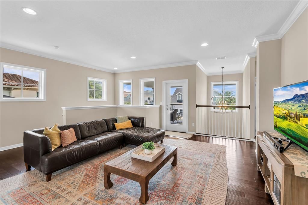 For Sale: $1,549,000 (4 beds, 3 baths, 4134 Square Feet)