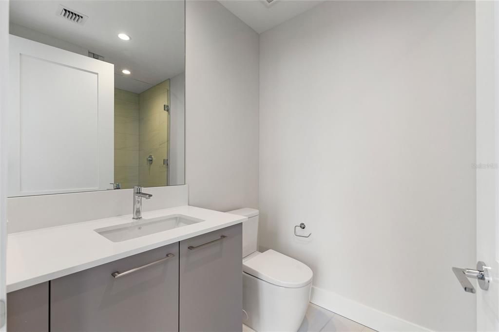 For Sale: $1,059,999 (2 beds, 2 baths, 1339 Square Feet)