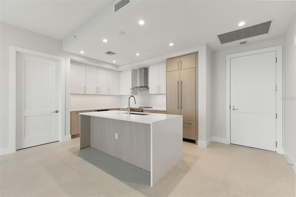 For Sale: $1,059,999 (2 beds, 2 baths, 1339 Square Feet)