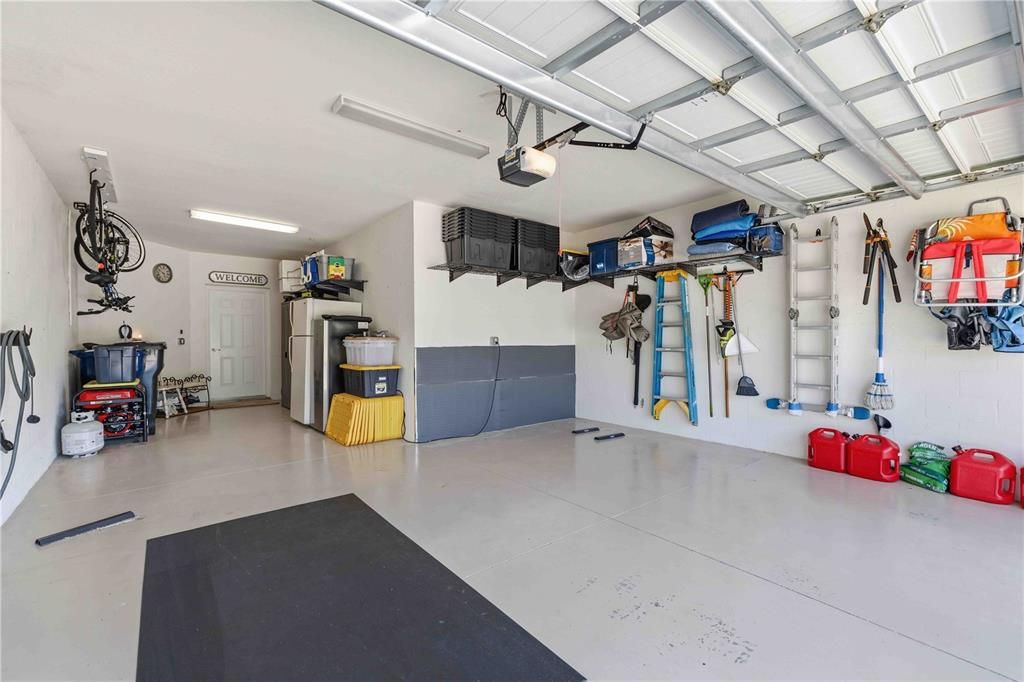 Active With Contract: $669,900 (3 beds, 2 baths, 2008 Square Feet)