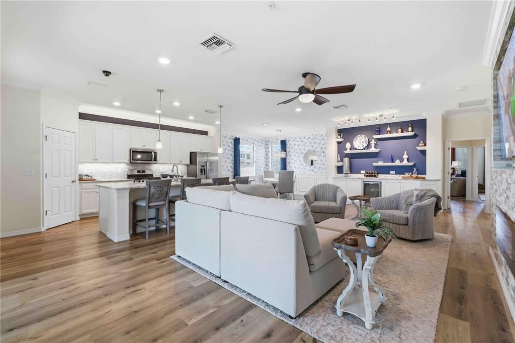 Active With Contract: $669,900 (3 beds, 2 baths, 2008 Square Feet)