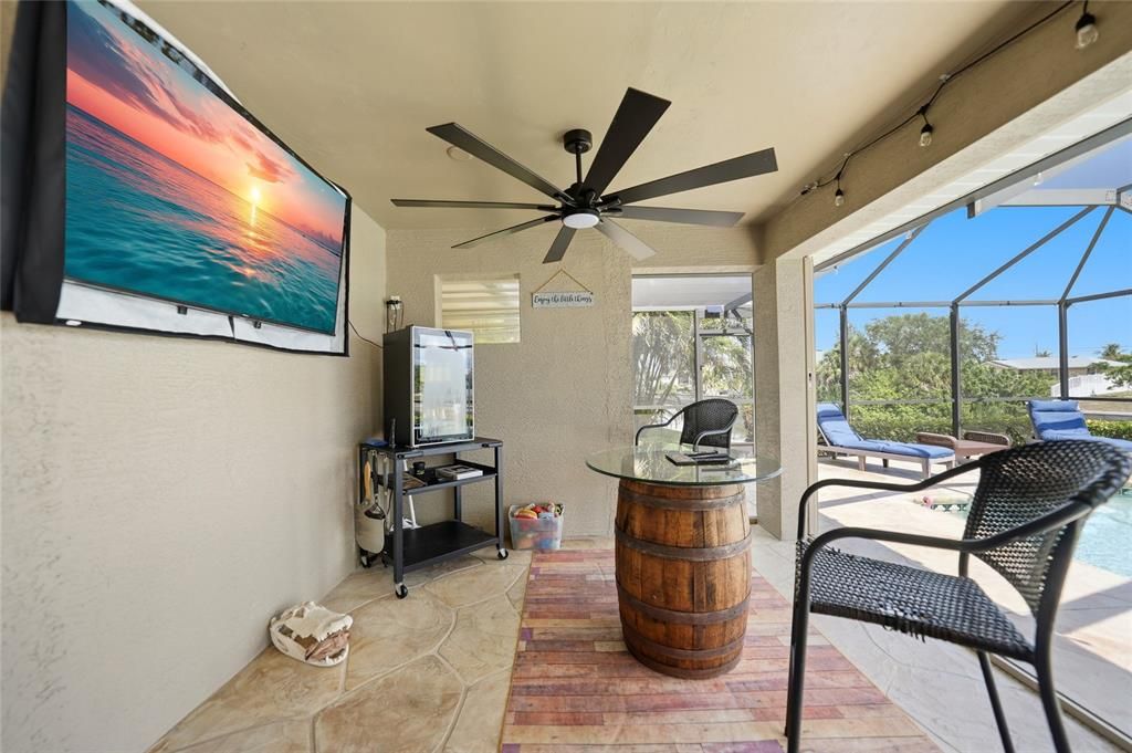 For Sale: $479,900 (3 beds, 2 baths, 1633 Square Feet)