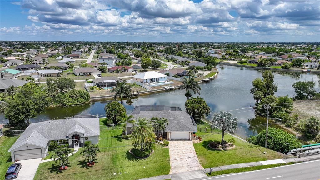 For Sale: $479,900 (3 beds, 2 baths, 1633 Square Feet)