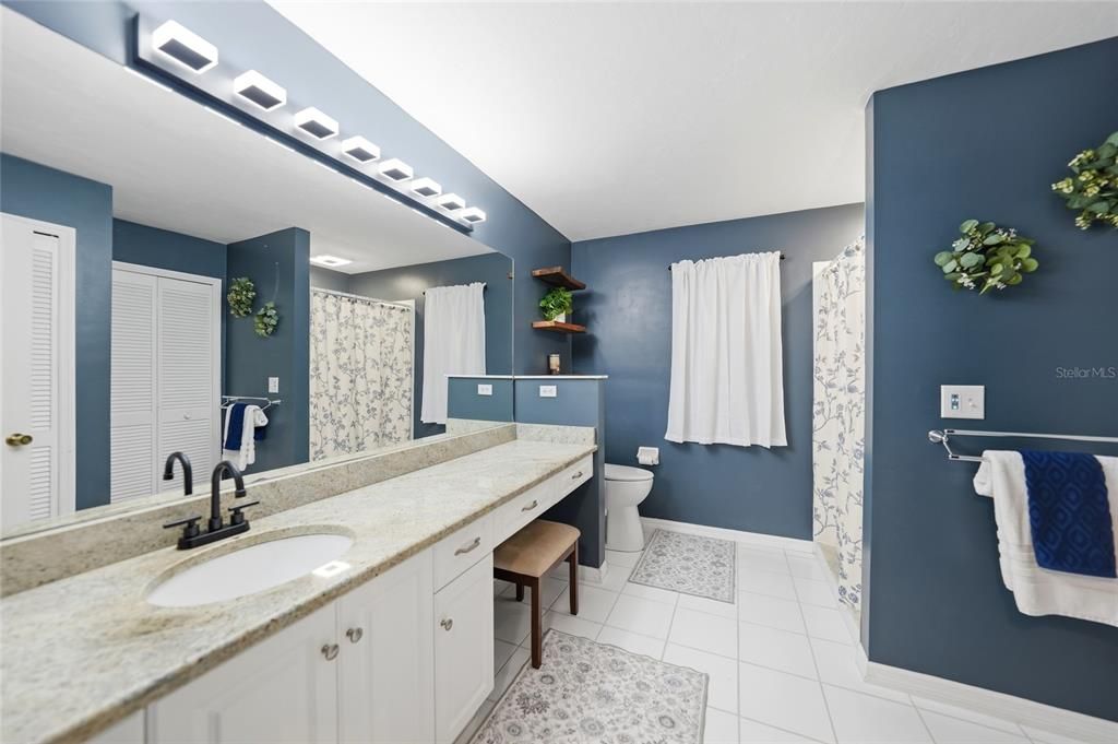 For Sale: $479,900 (3 beds, 2 baths, 1633 Square Feet)
