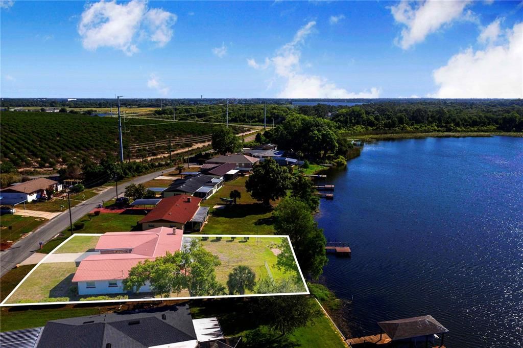 Activo con contrato: $375,000 (4 camas, 2 baños, 2395 Pies cuadrados)
