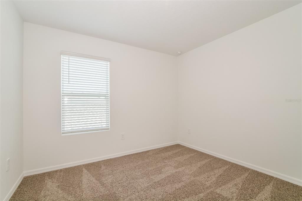 For Rent: $2,295 (5 beds, 3 baths, 2447 Square Feet)