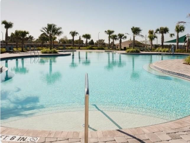 For Rent: $2,295 (5 beds, 3 baths, 2447 Square Feet)