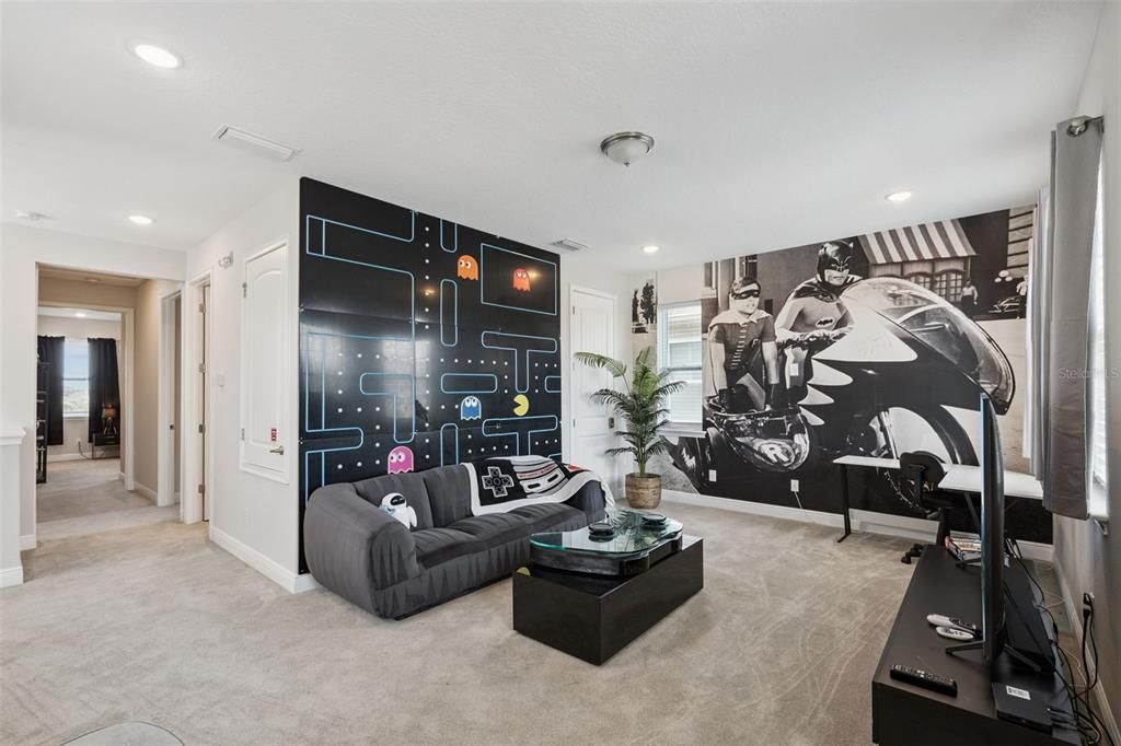 Activo con contrato: $539,000 (4 camas, 3 baños, 2363 Pies cuadrados)