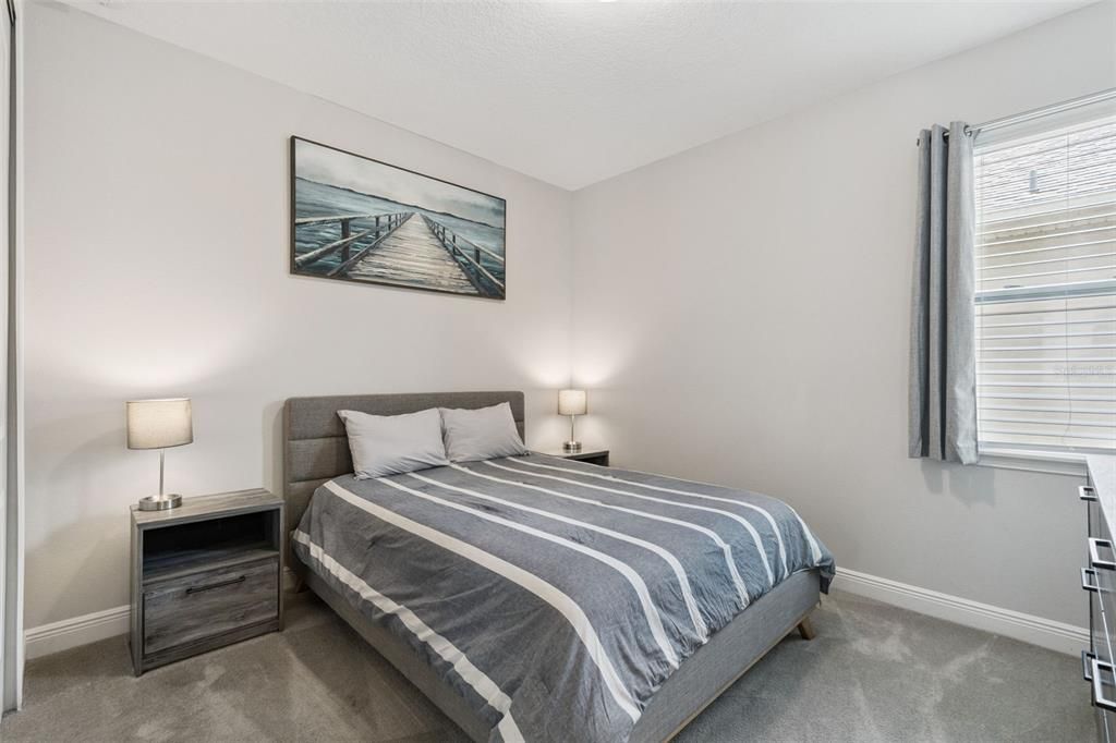 Activo con contrato: $539,000 (4 camas, 3 baños, 2363 Pies cuadrados)