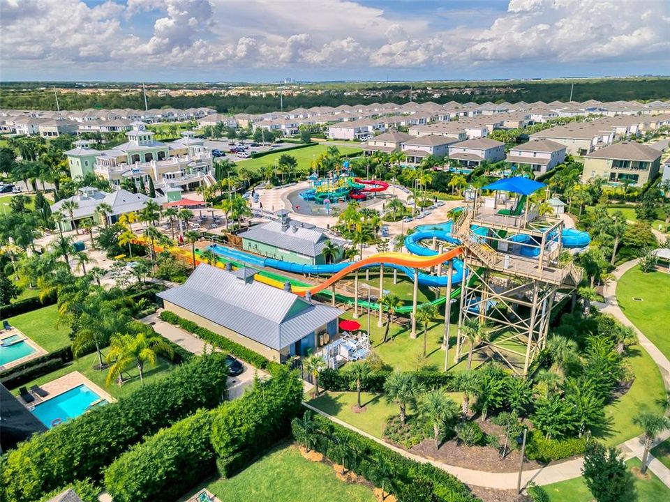 Activo con contrato: $539,000 (4 camas, 3 baños, 2363 Pies cuadrados)