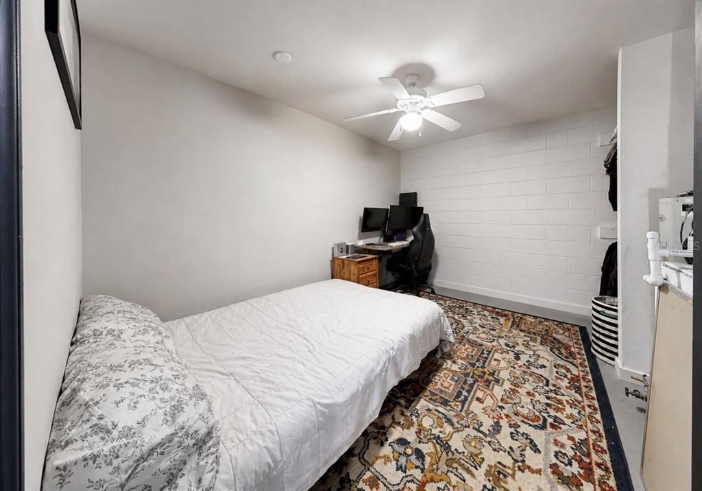 Activo con contrato: $330,000 (3 camas, 2 baños, 1194 Pies cuadrados)