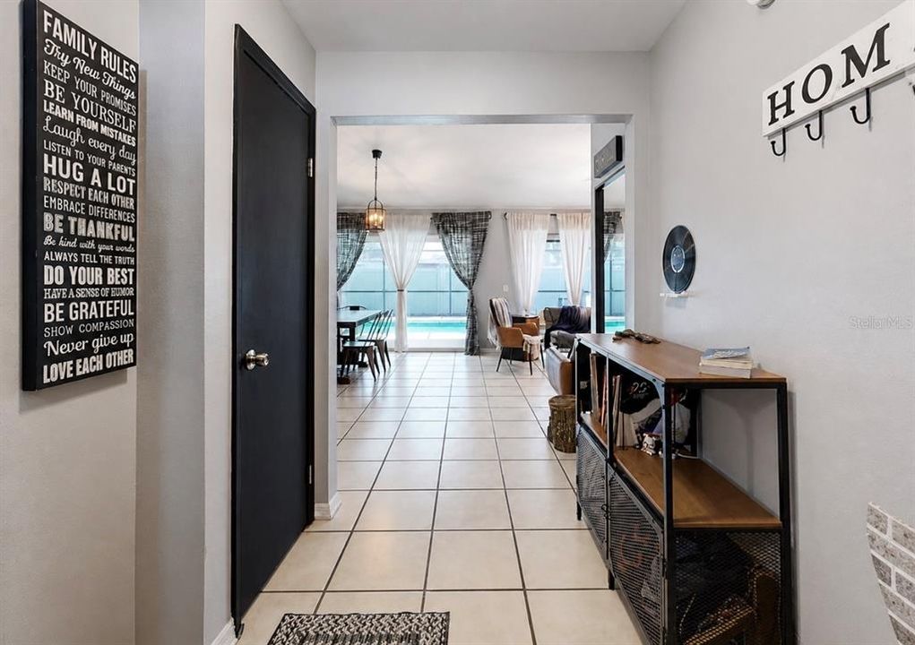 Activo con contrato: $330,000 (3 camas, 2 baños, 1194 Pies cuadrados)