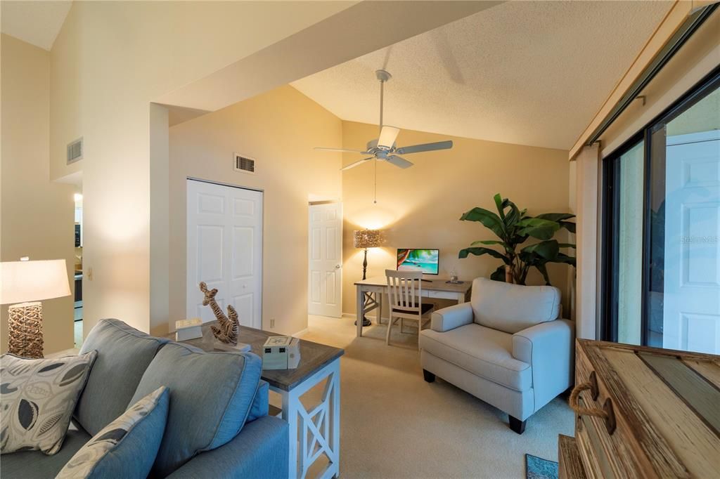 For Rent: $1,900 (2 beds, 2 baths, 1062 Square Feet)