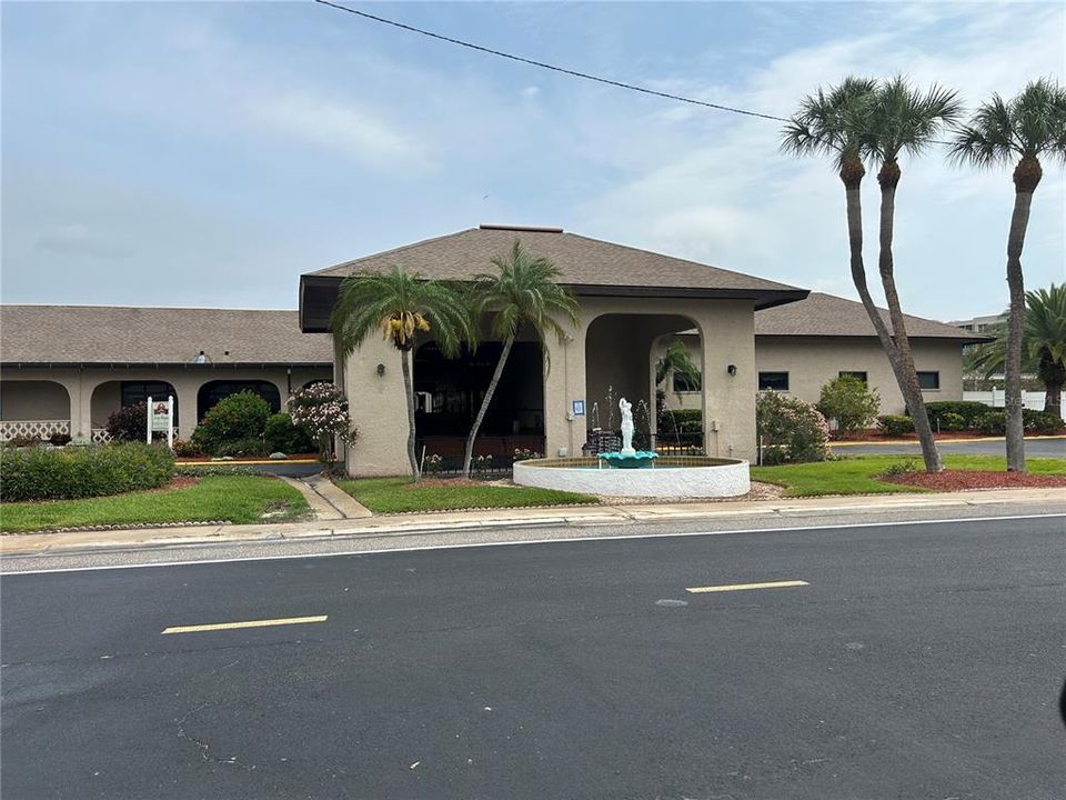 For Rent: $1,400 (2 beds, 1 baths, 790 Square Feet)