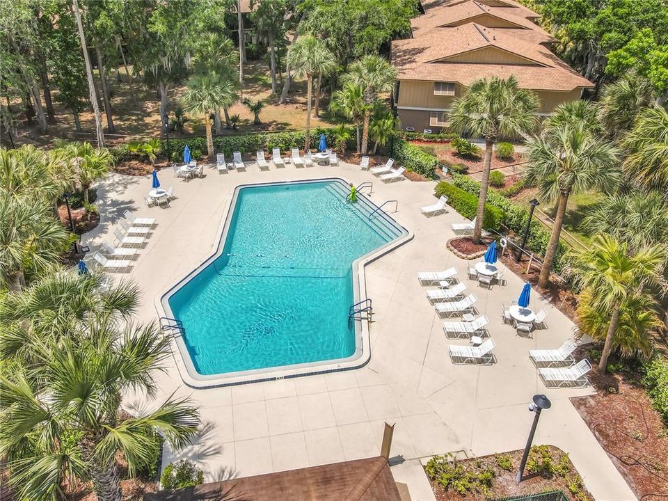 For Rent: $1,350 (2 beds, 2 baths, 897 Square Feet)