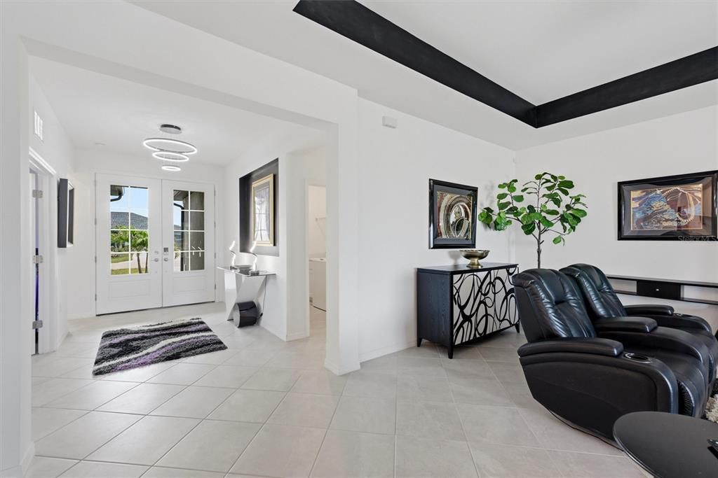 En Venta: $625,000 (3 camas, 3 baños, 2422 Pies cuadrados)