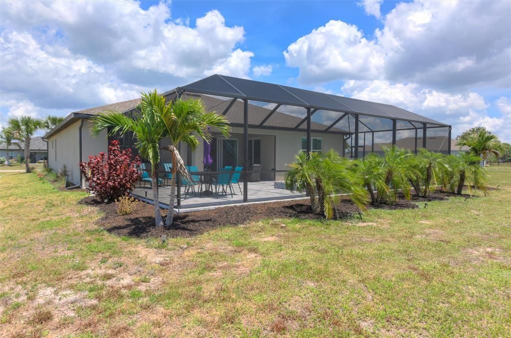 En Venta: $625,000 (3 camas, 3 baños, 2422 Pies cuadrados)