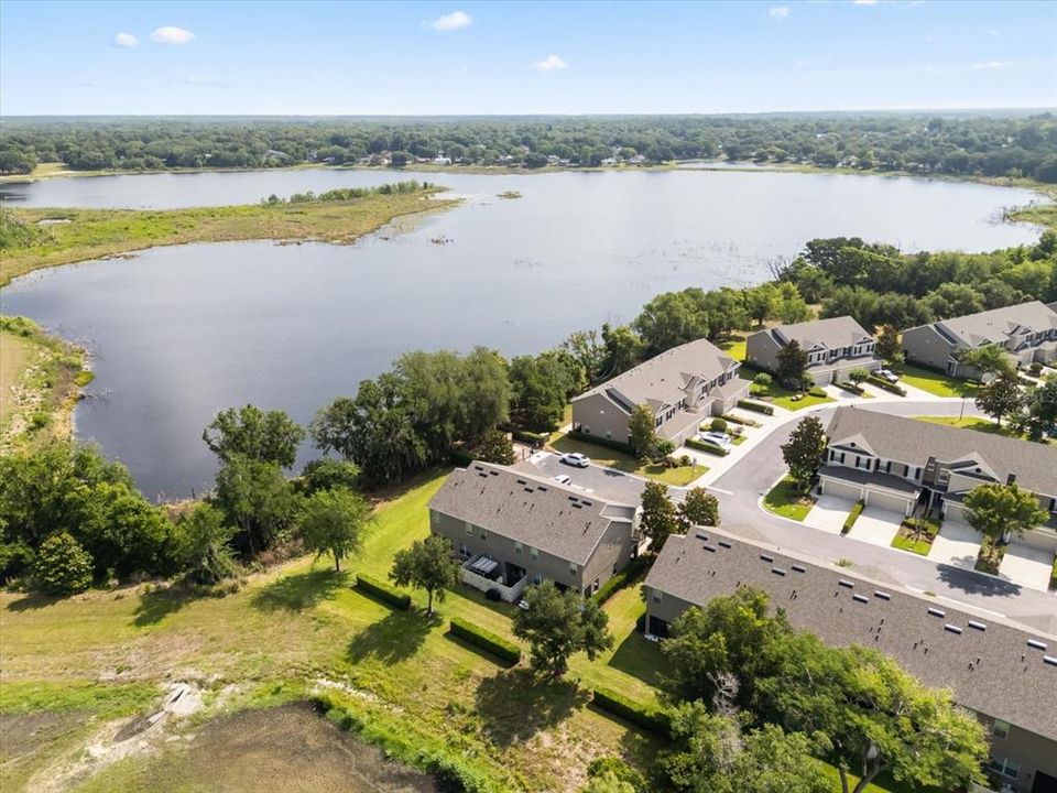 For Sale: $398,900 (4 beds, 2 baths, 1789 Square Feet)