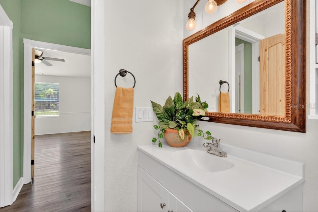 Active With Contract: $419,000 (3 beds, 2 baths, 1800 Square Feet)