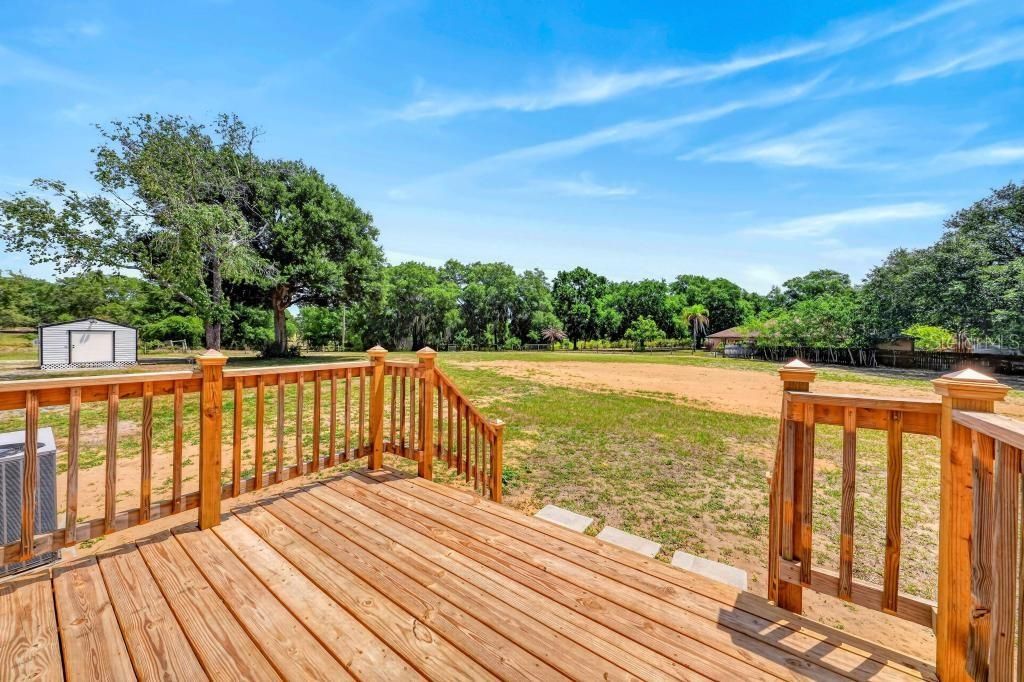 Active With Contract: $419,000 (3 beds, 2 baths, 1800 Square Feet)