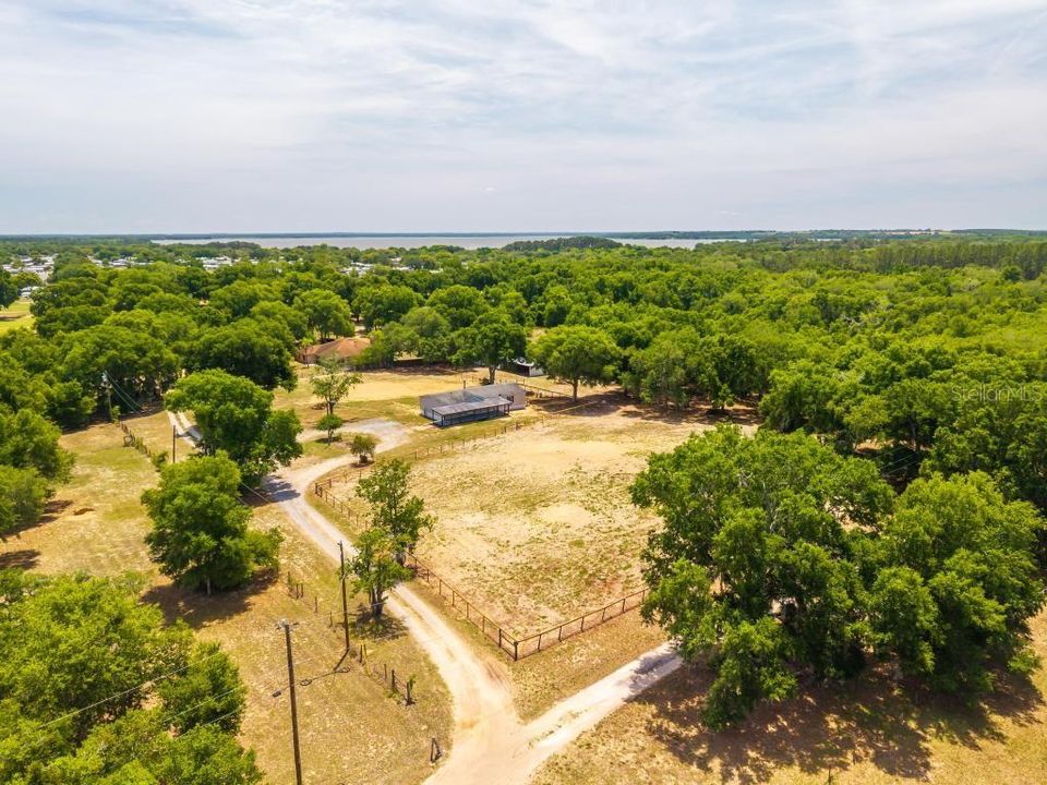Active With Contract: $419,000 (3 beds, 2 baths, 1800 Square Feet)