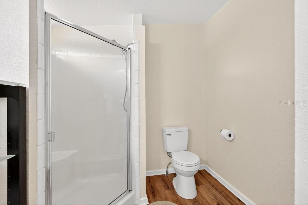 Active With Contract: $419,000 (3 beds, 2 baths, 1800 Square Feet)