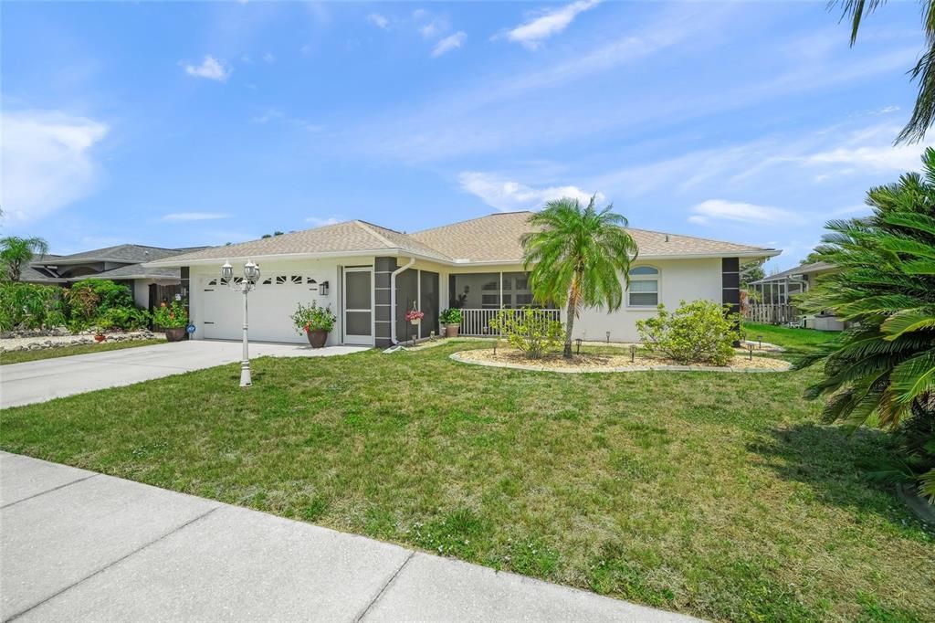 Active With Contract: $470,000 (3 beds, 2 baths, 1865 Square Feet)