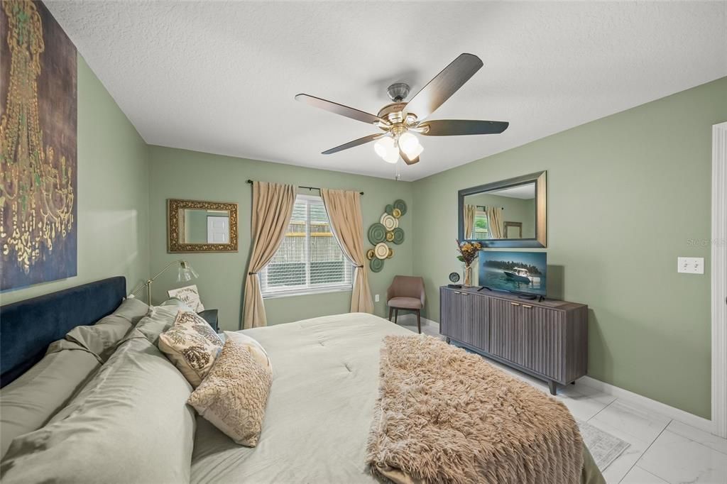 Active With Contract: $470,000 (3 beds, 2 baths, 1865 Square Feet)