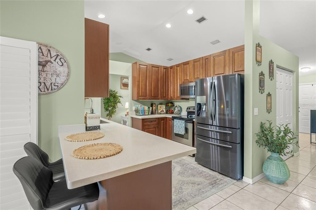 Active With Contract: $470,000 (3 beds, 2 baths, 1865 Square Feet)