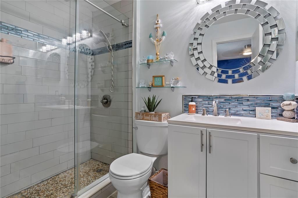 Activo con contrato: $369,000 (3 camas, 2 baños, 1443 Pies cuadrados)