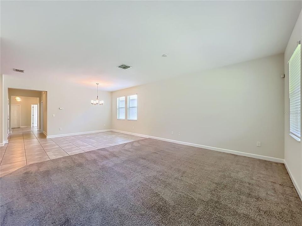 Active With Contract: $518,000 (4 beds, 3 baths, 2112 Square Feet)