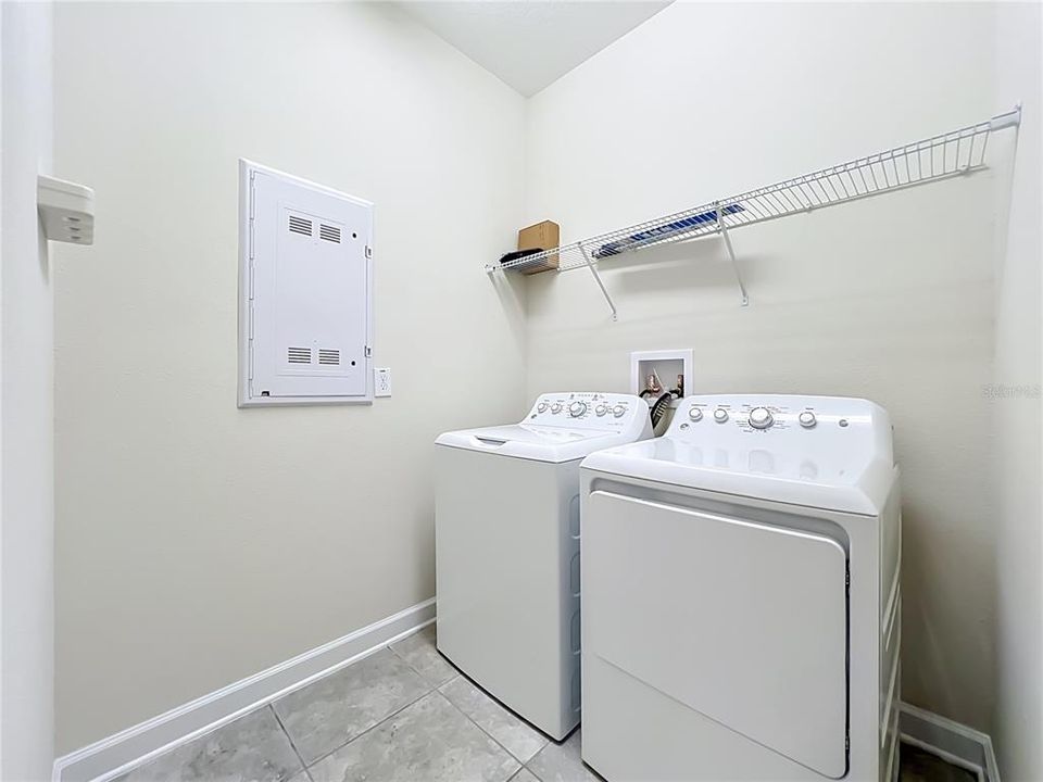 Active With Contract: $518,000 (4 beds, 3 baths, 2112 Square Feet)
