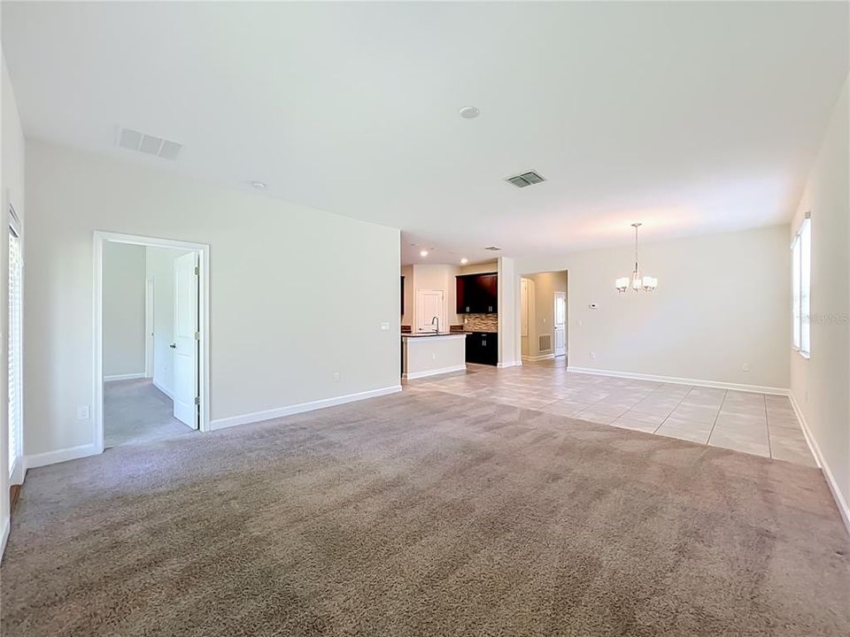Active With Contract: $518,000 (4 beds, 3 baths, 2112 Square Feet)