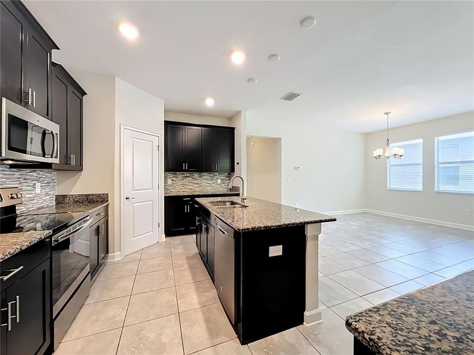Active With Contract: $518,000 (4 beds, 3 baths, 2112 Square Feet)