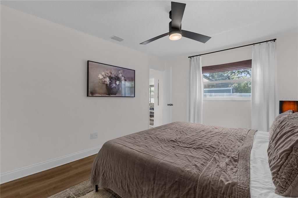 For Sale: $415,000 (4 beds, 2 baths, 1538 Square Feet)
