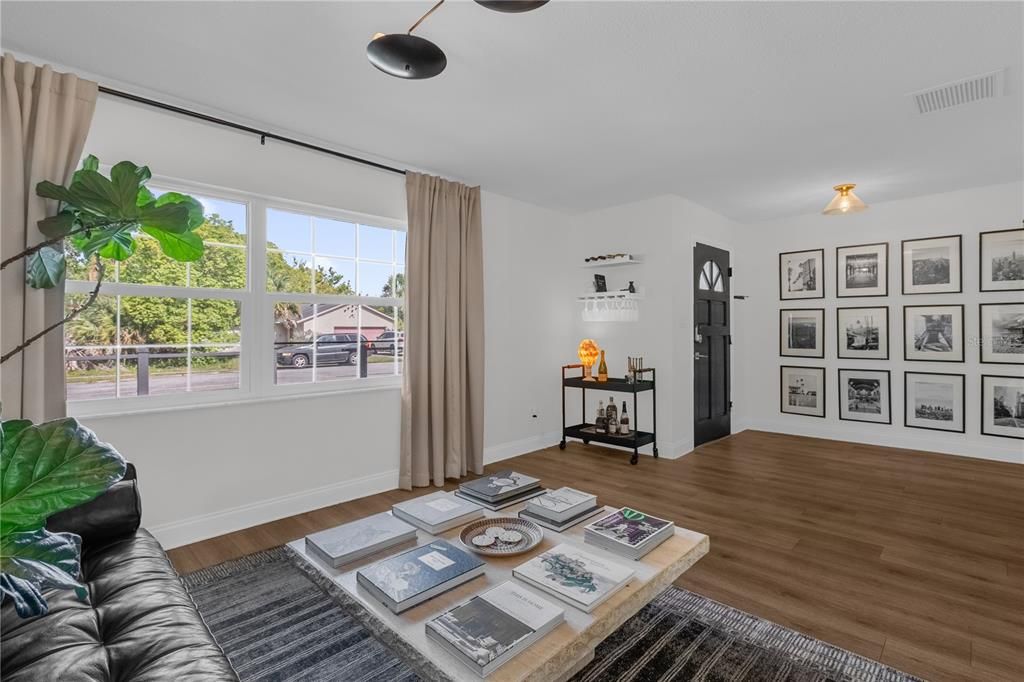 For Sale: $415,000 (4 beds, 2 baths, 1538 Square Feet)