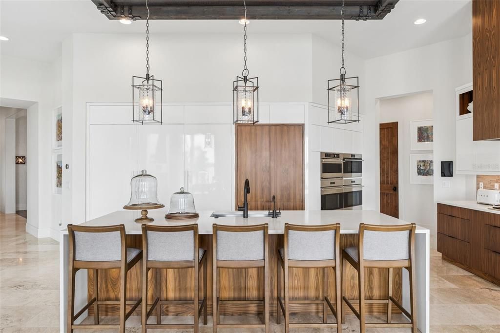 For Sale: $11,490,000 (5 beds, 8 baths, 9757 Square Feet)