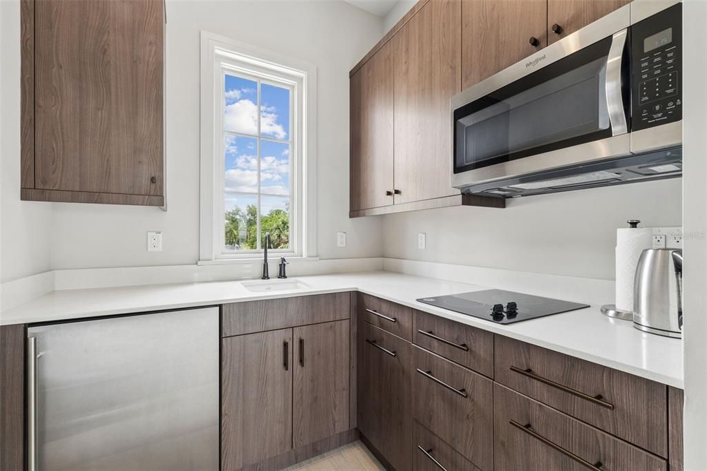 For Sale: $11,490,000 (5 beds, 8 baths, 9757 Square Feet)
