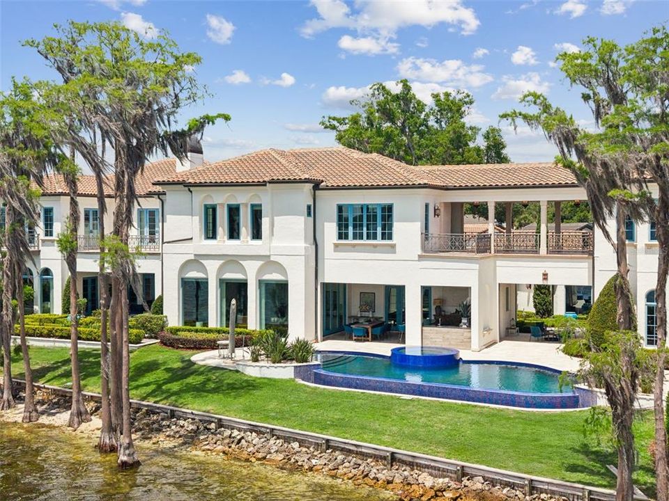 For Sale: $11,490,000 (5 beds, 8 baths, 9757 Square Feet)