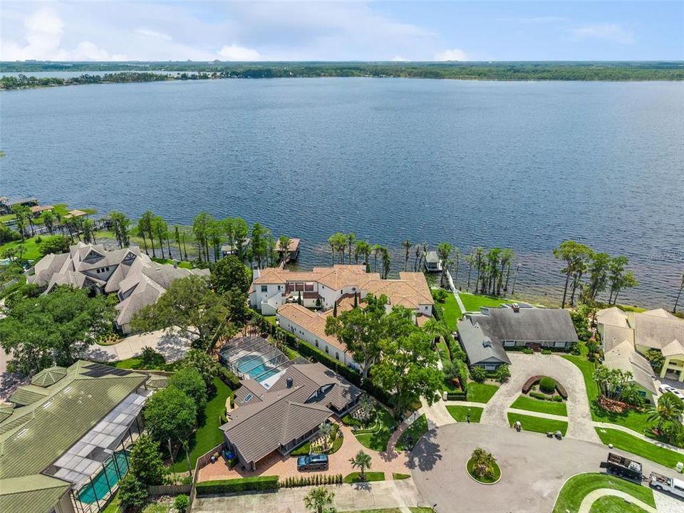 For Sale: $11,490,000 (5 beds, 8 baths, 9757 Square Feet)