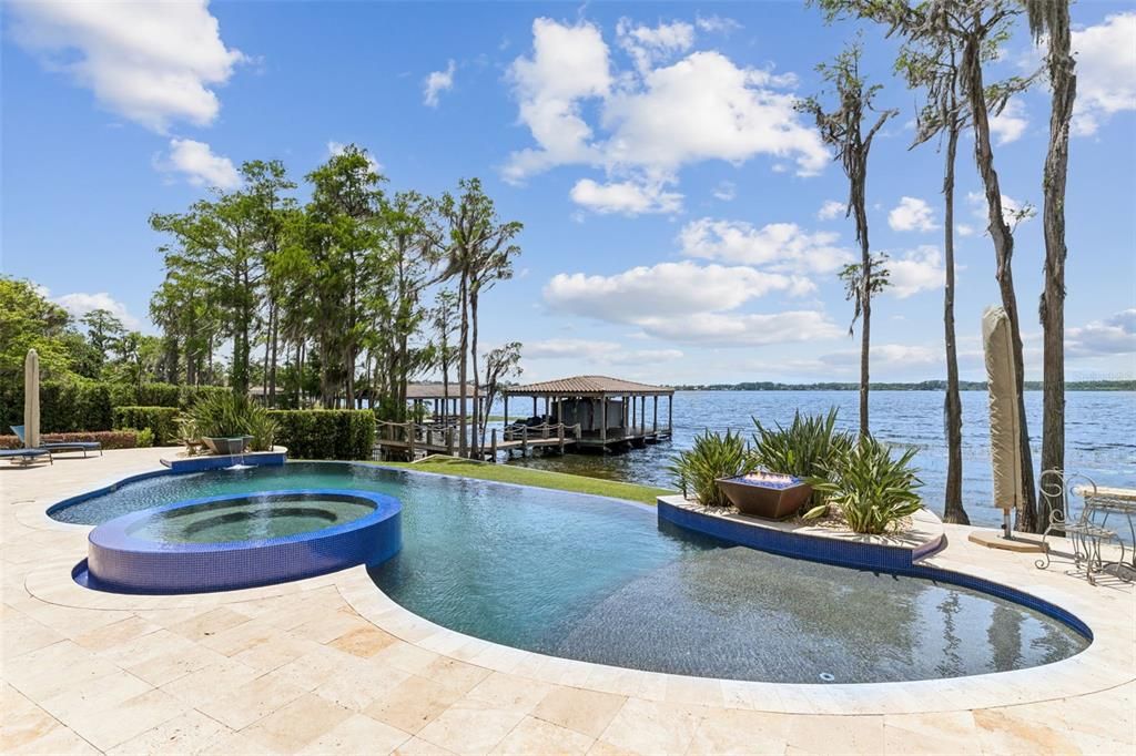 For Sale: $11,490,000 (5 beds, 8 baths, 9757 Square Feet)