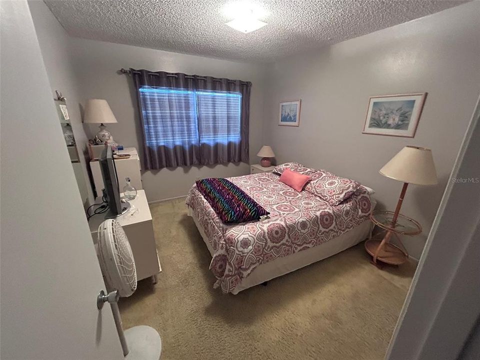 For Sale: $175,000 (2 beds, 2 baths, 1100 Square Feet)