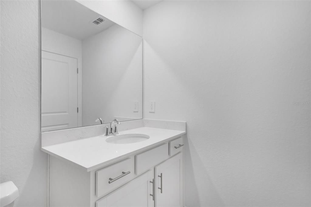Activo con contrato: $265,998 (2 camas, 2 baños, 1154 Pies cuadrados)