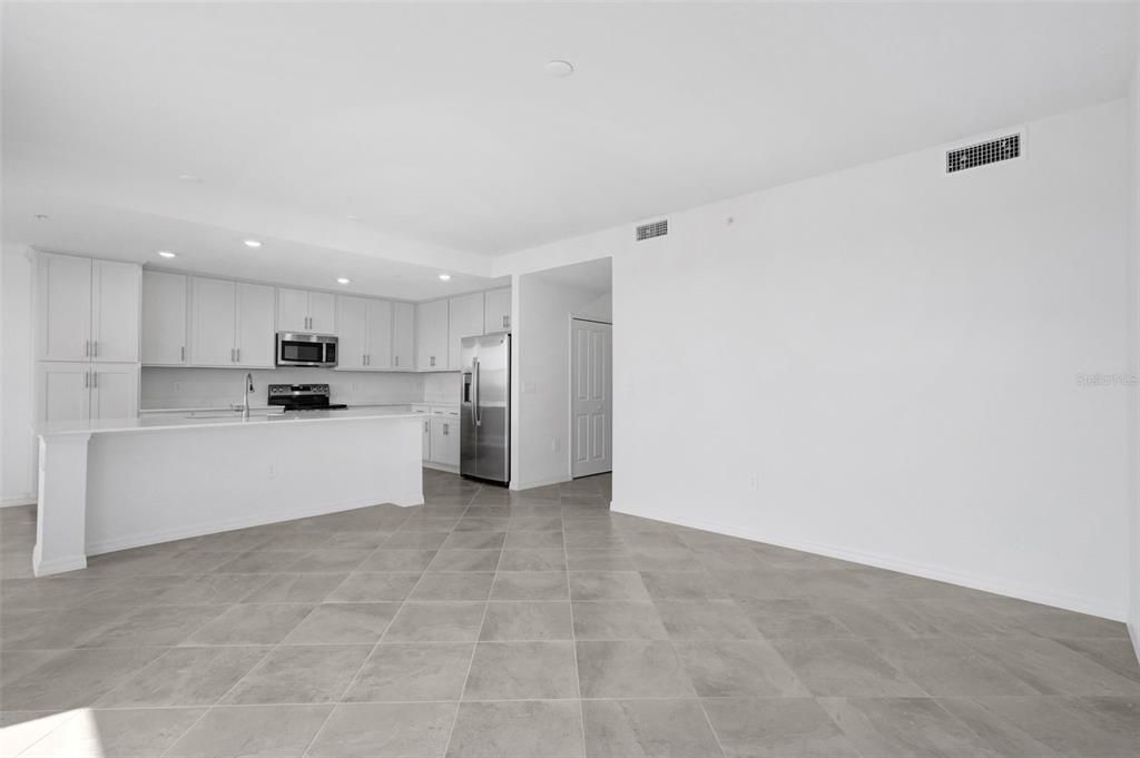 Activo con contrato: $265,998 (2 camas, 2 baños, 1154 Pies cuadrados)