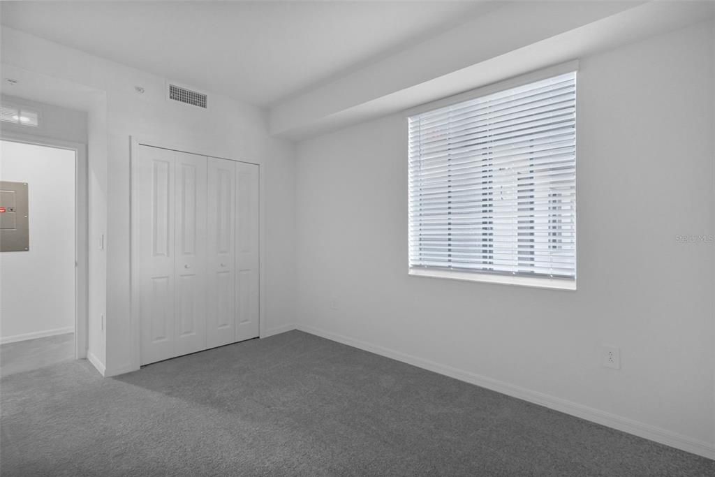 Activo con contrato: $265,998 (2 camas, 2 baños, 1154 Pies cuadrados)