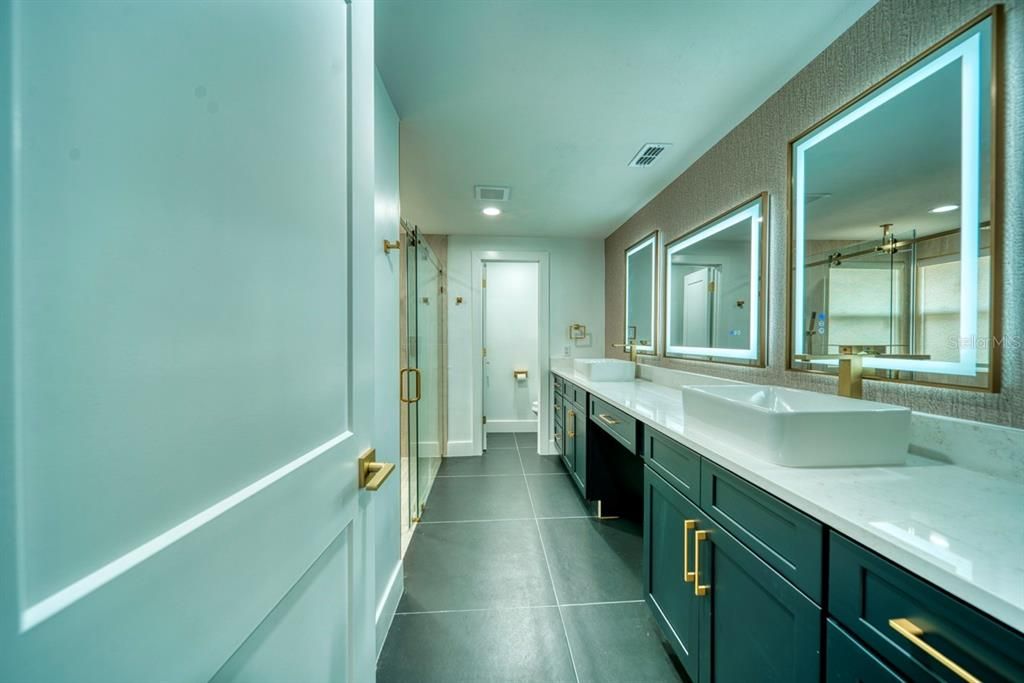 В аренду: $3,900 (4 спален, 3 ванн, 2130 Квадратных фут)