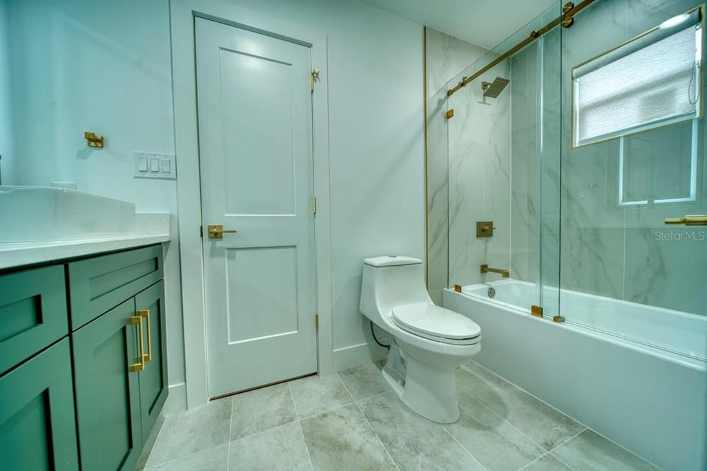 В аренду: $3,900 (4 спален, 3 ванн, 2130 Квадратных фут)